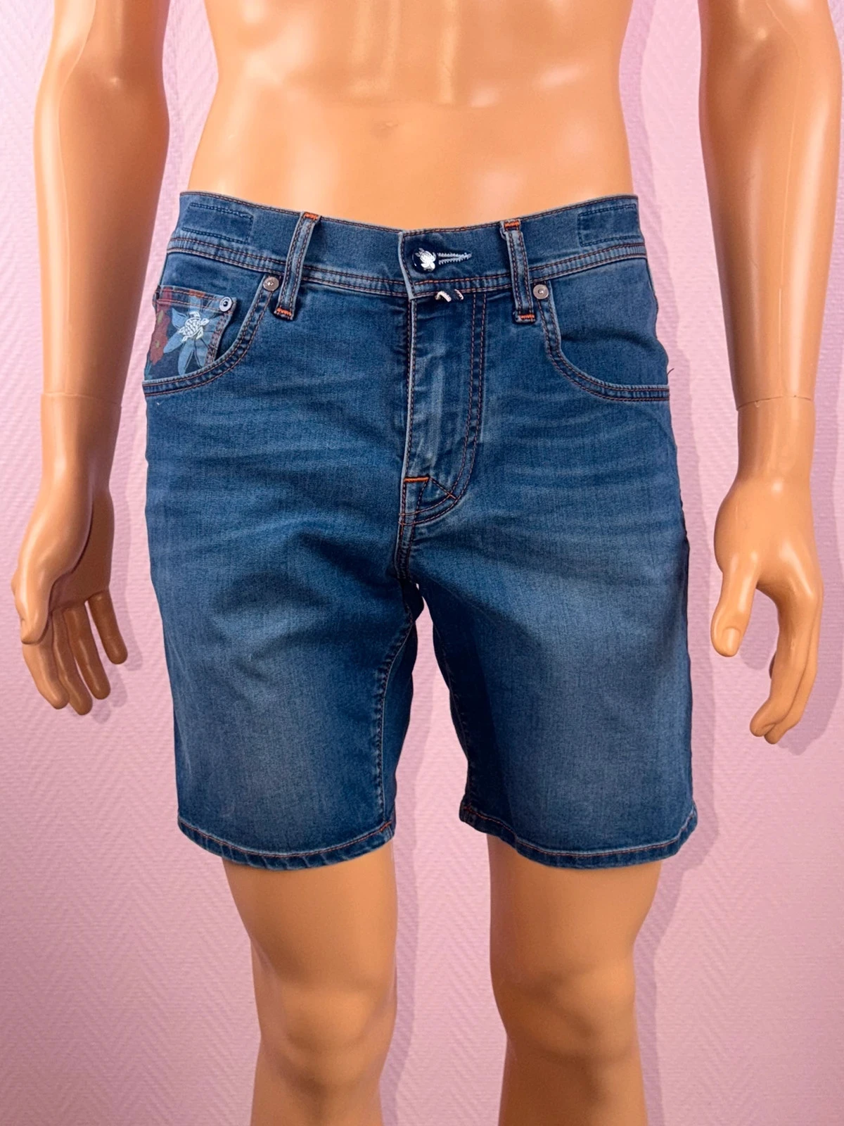 Short homme vilebrequin taille 40 peu servie